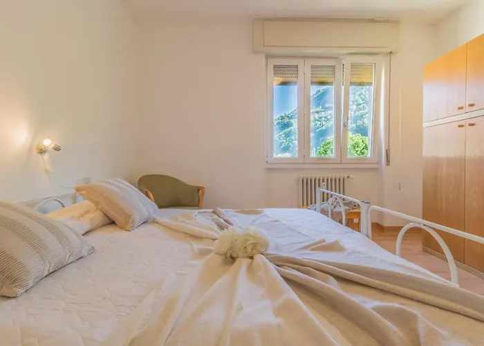 Casa Bobbie Lägenhet Varenna