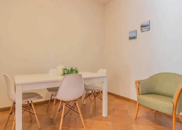 Casa Bobbie Βαρένα